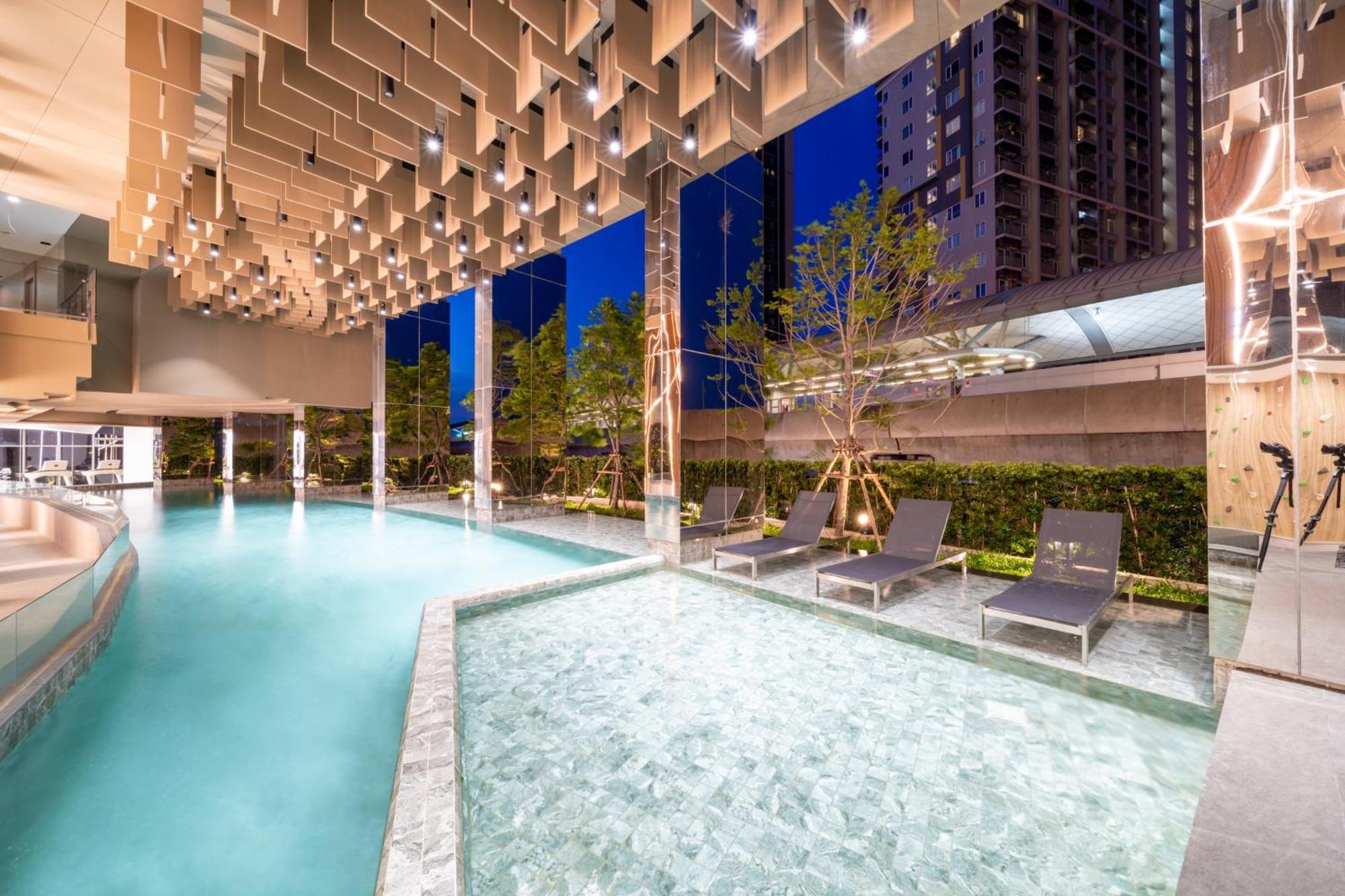 Oakwood Suites Tiwanon Bangkok Nonthaburi Exterior photo
